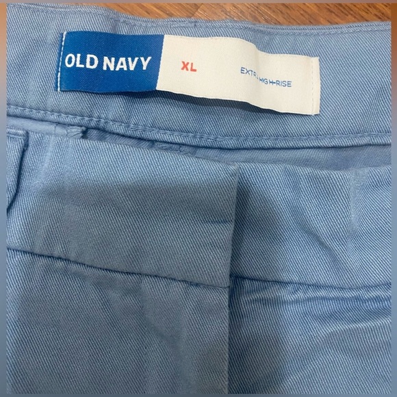 Old Navy Extra High-Rise Blue Shorts – 5” Inseam - Picture 3 of 4